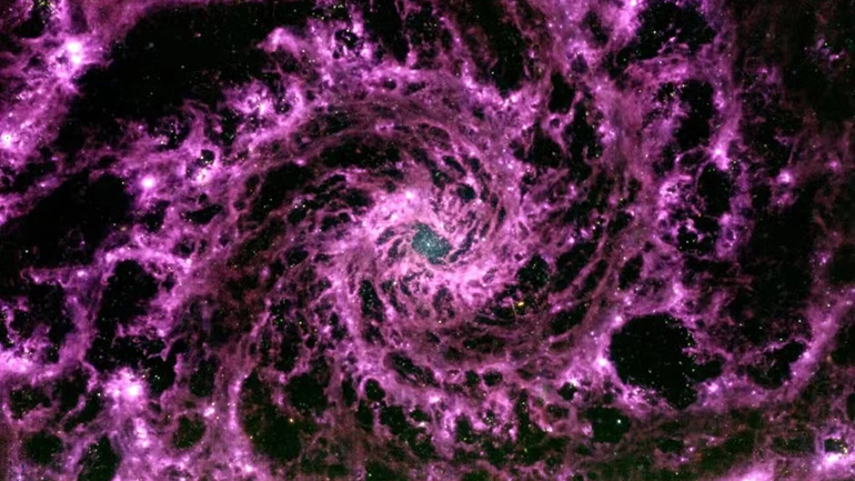 Το τηλεσκόπιο James Webb απαθανάτισε τον «σκελετό» ενός θηριώδους γαλαξία